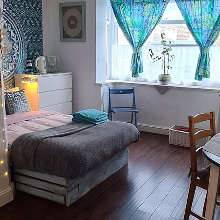 Seaside Double Room Poole Exteriér fotografie